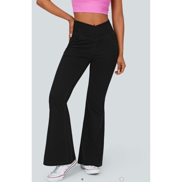 Halara Flex Denim Crossover Waist Super Flare Jeans with Pockets Sz XL Black Pan - Picture 1 of 9